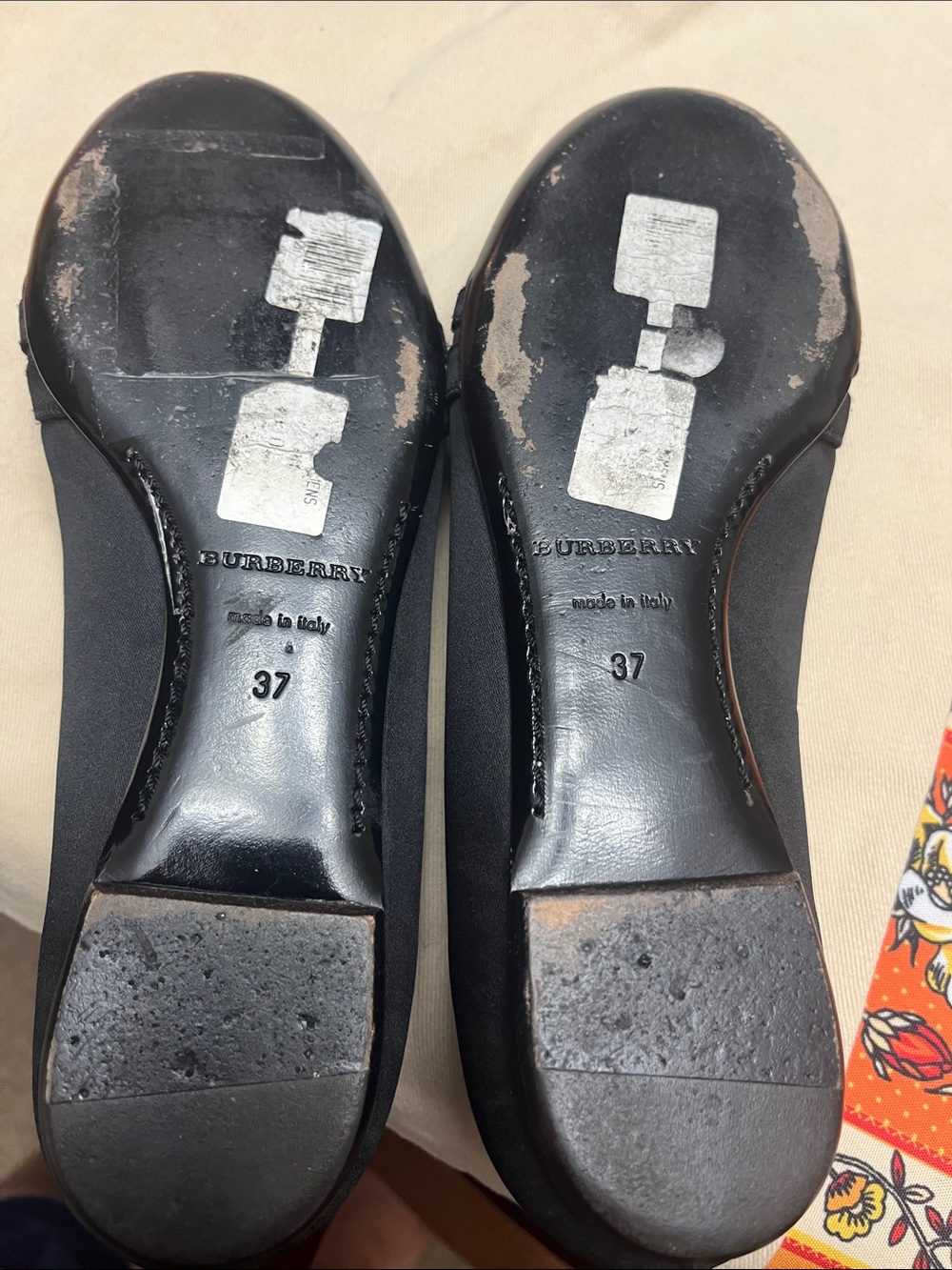 Burberry Black Satin Ballet Flats with Cross-Strap size 37 (US 7) - Picture 7 of 9